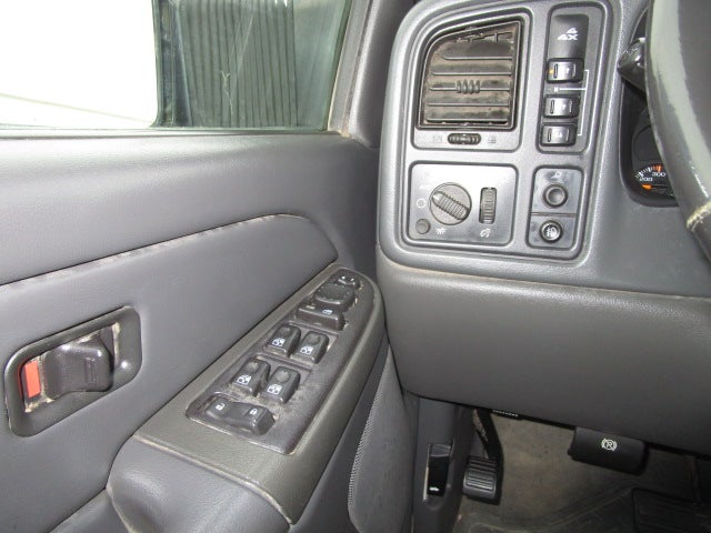 2005 Chevrolet Silverado 2500 HD LS