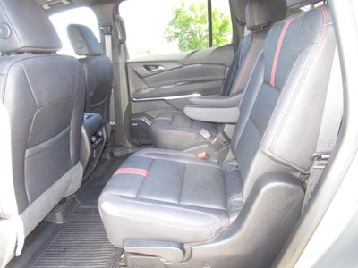 2025 Chevrolet Traverse RS