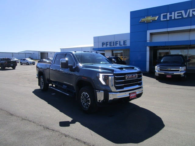 2024 GMC Sierra 4WD Crew Cab Standard Box SLT's photo
