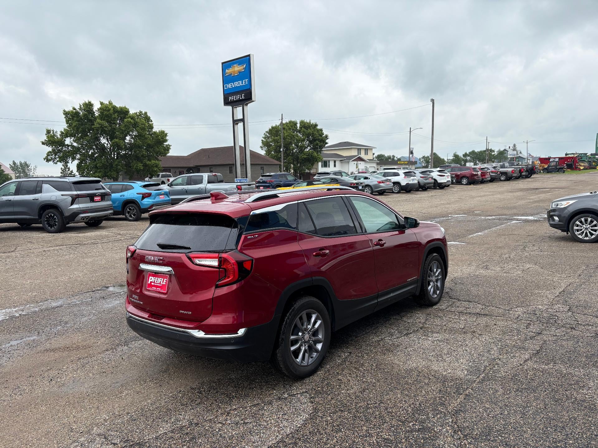 2023 GMC Terrain SLT