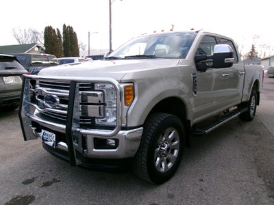 2017 Ford Super Duty F-250 SRW Lariat