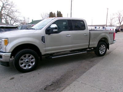 2017 Ford Super Duty F-250 SRW Lariat