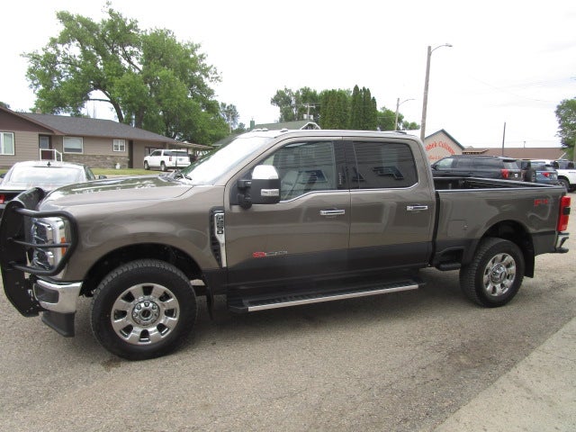2023 Ford Super Duty F-250 SRW Lariat