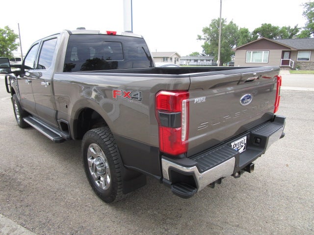 2023 Ford Super Duty F-250 SRW Lariat