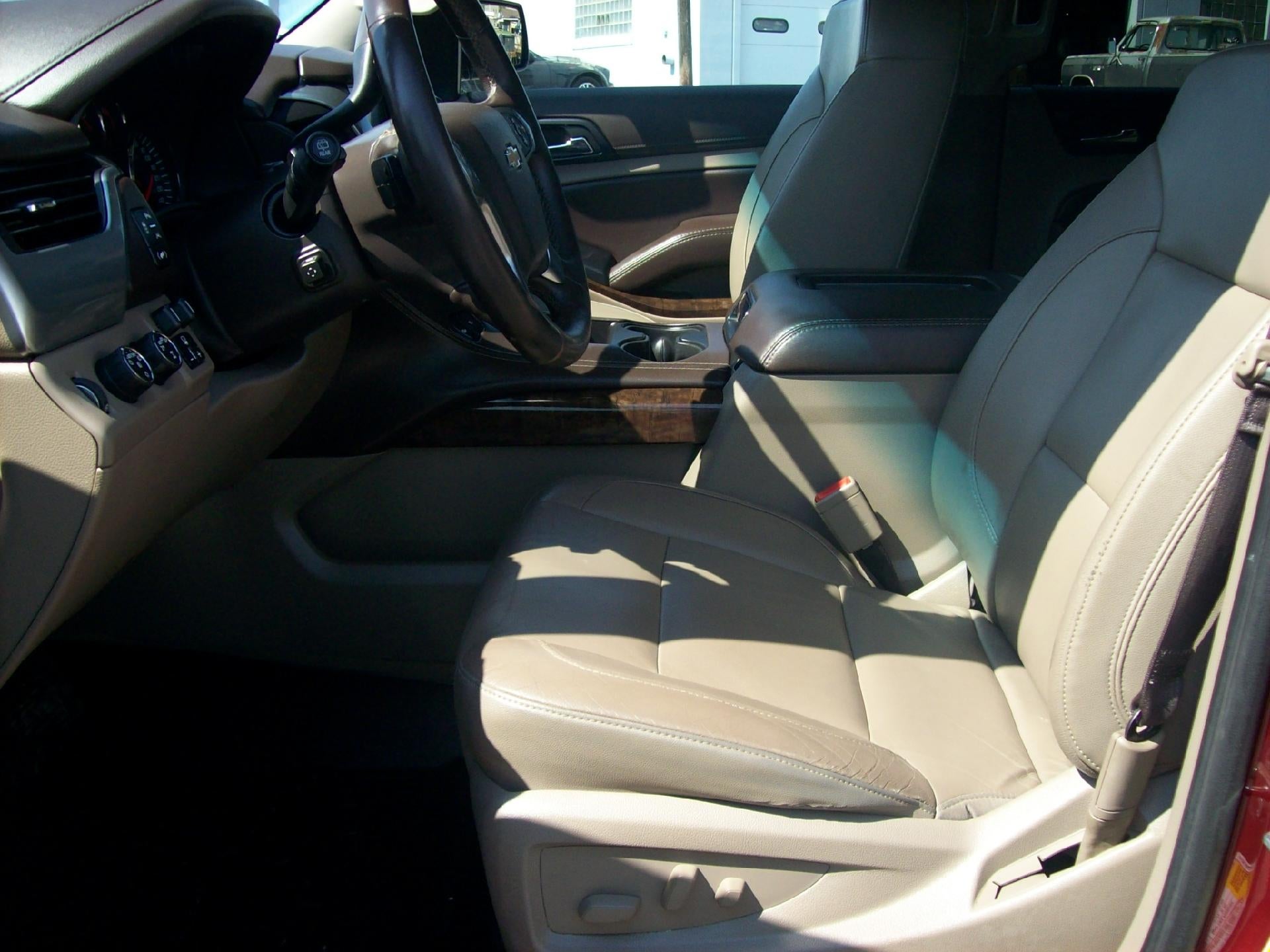 2017 Chevrolet Suburban LT