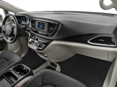 2017 Chrysler Pacifica Base