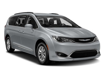 2017 Chrysler Pacifica Base