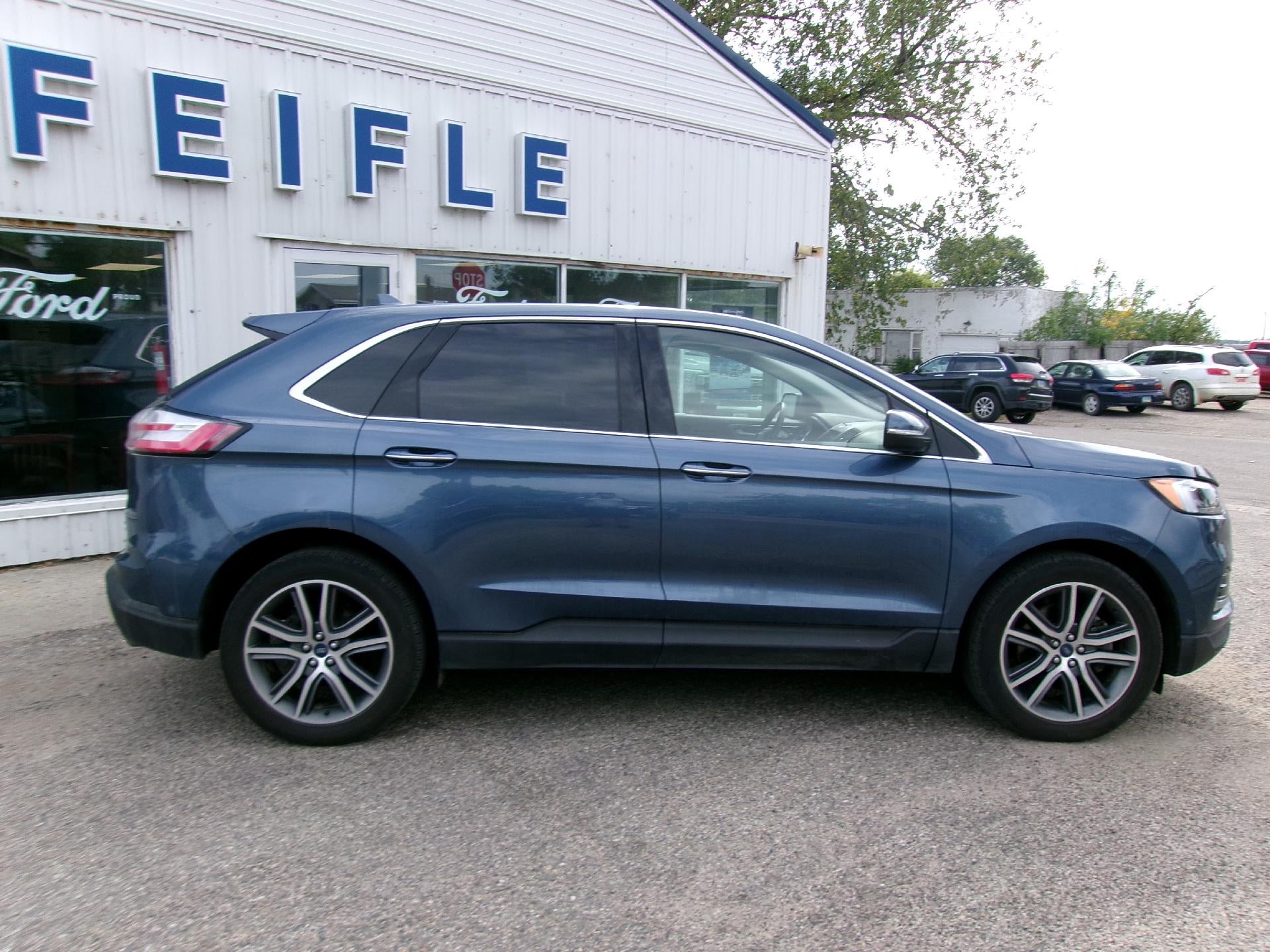 2019 Ford Edge Titanium