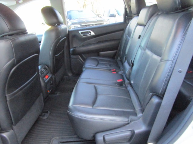 2016 Nissan Pathfinder Platinum