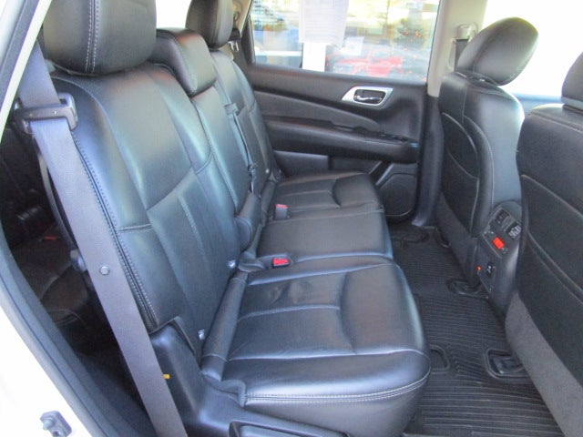 2016 Nissan Pathfinder Platinum