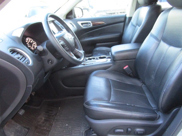 2016 Nissan Pathfinder Platinum