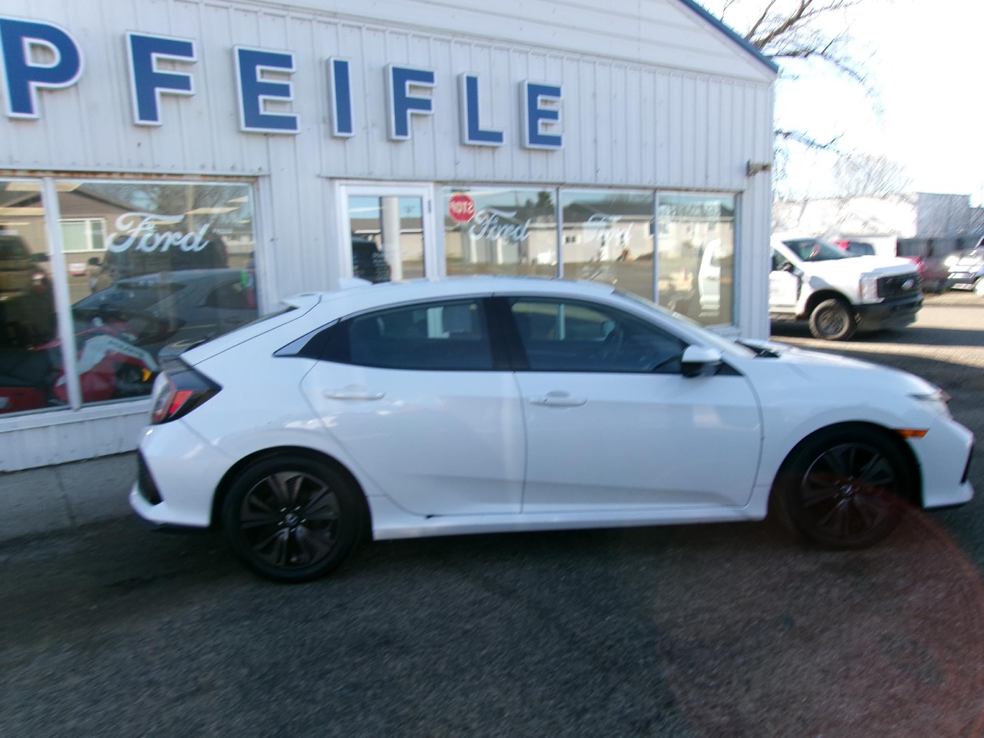 2017 Honda Civic Hatchback EX