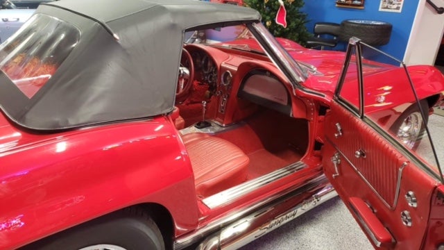 1963 Chevrolet Corvette - Badge Close-up