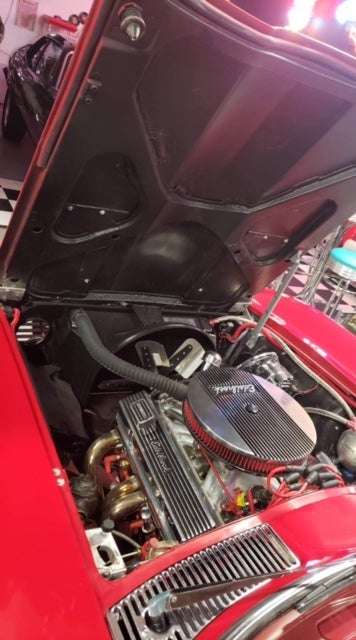 1963 Chevrolet Corvette - Engine View