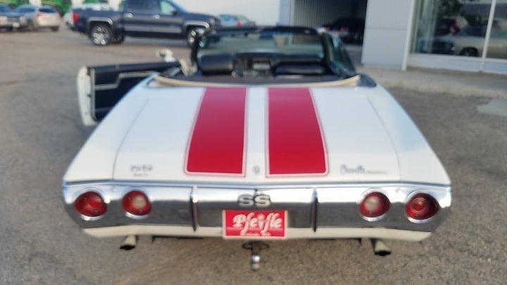 1972 Chevrolet Chevelle SS Convertible - Interior Front Seats