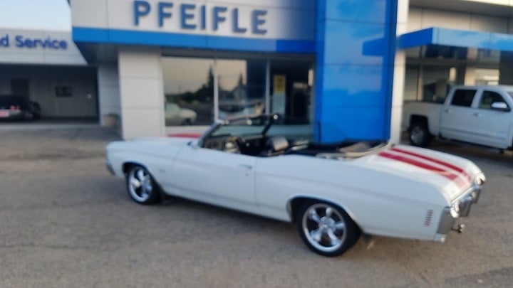 1972 Chevrolet Chevelle SS Convertible - Steering Wheel and Dashboard